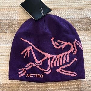 Arc'teryx Vibrant Purple Hat with Pink Logo